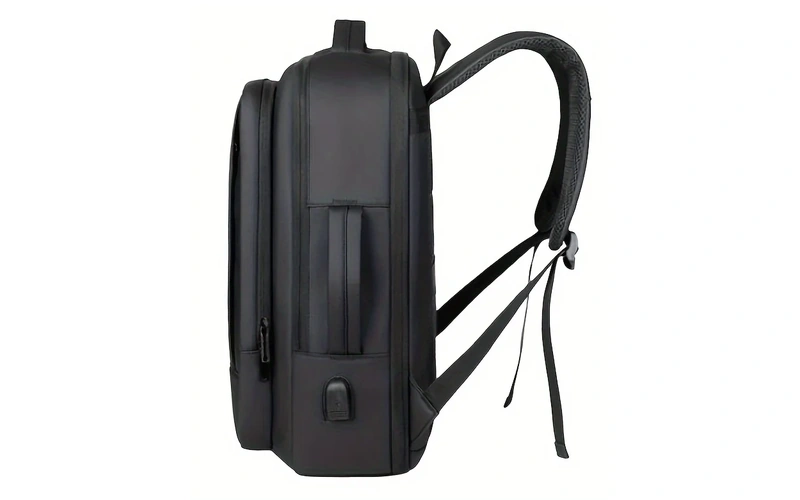 high capacity double strap backpack feature 3